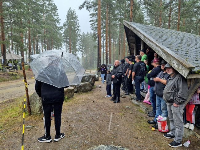 Klikkaamalla seuraava kuva