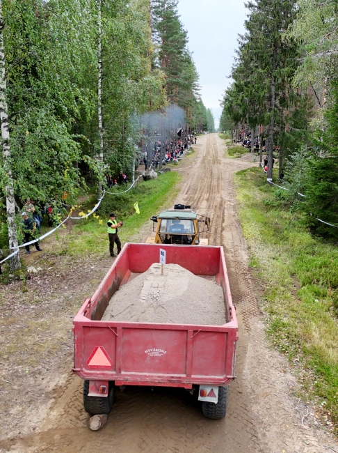 Klikkaamalla seuraava kuva