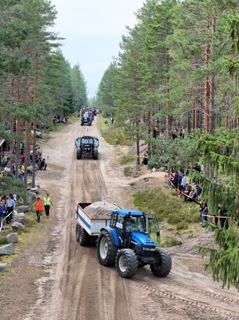 Klikkaamalla seuraava kuva