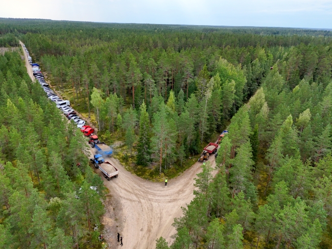 Klikkaamalla seuraava kuva