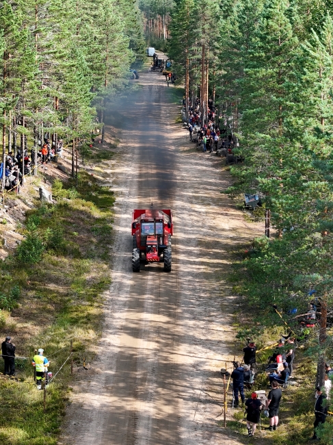 Klikkaamalla seuraava kuva