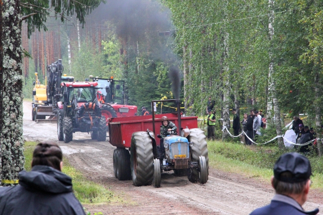 Klikkaamalla seuraava kuva