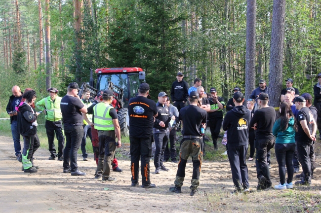 Klikkaamalla seuraava kuva