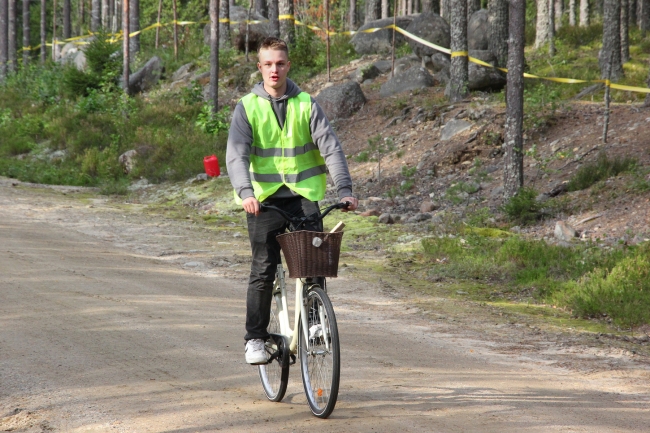 Klikkaamalla seuraava kuva