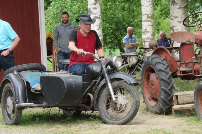 Klikkaamalla seuraava kuva