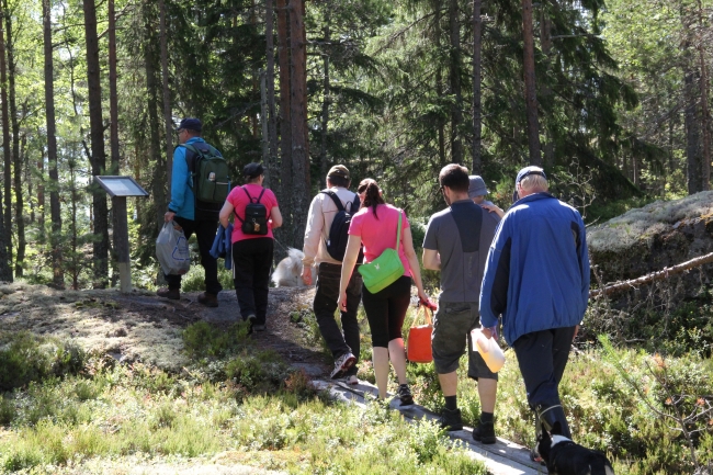 Klikkaamalla seuraava kuva