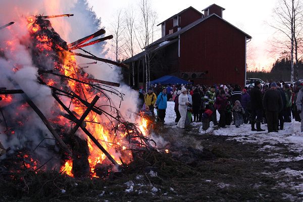 Klikkaamalla seuraava kuva