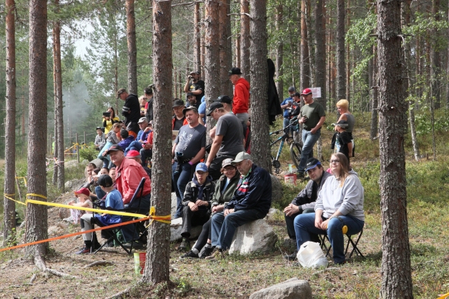 Klikkaamalla seuraava kuva