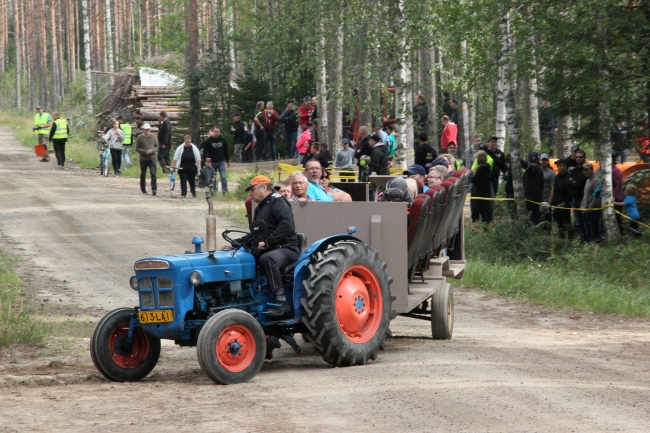 Klikkaamalla seuraava kuva