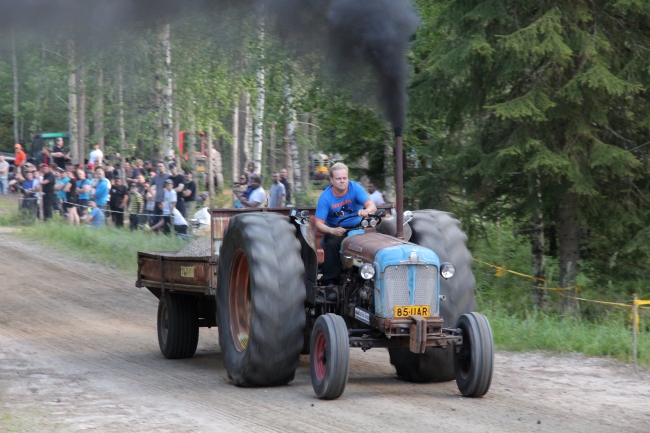 Klikkaamalla seuraava kuva