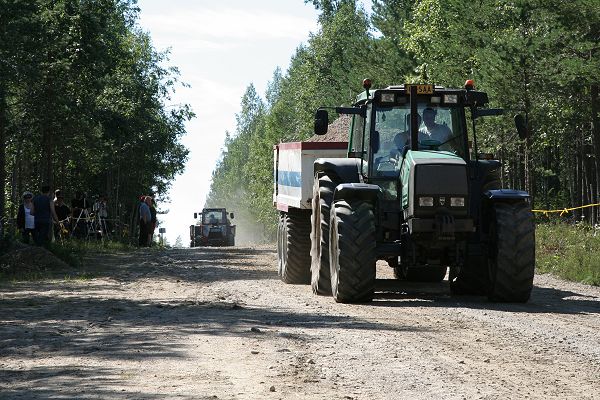 Klikkaamalla seuraava kuva