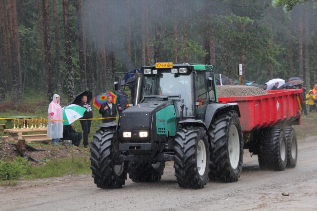 Klikkaamalla seuraava kuva