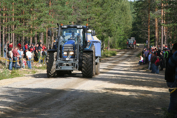 Klikkaamalla seuraava kuva