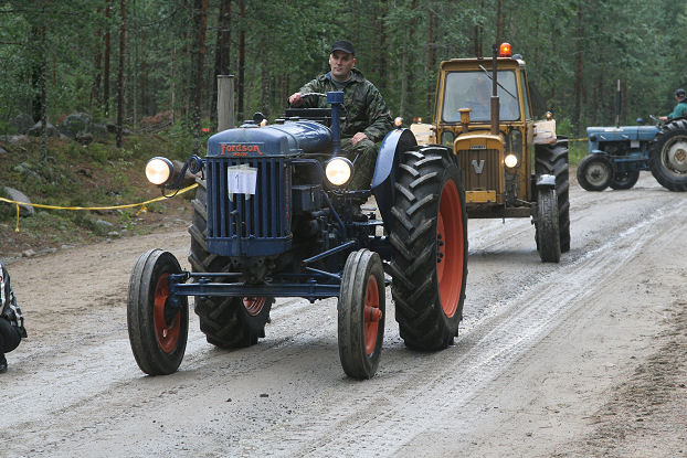 Klikkaamalla seuraava kuva